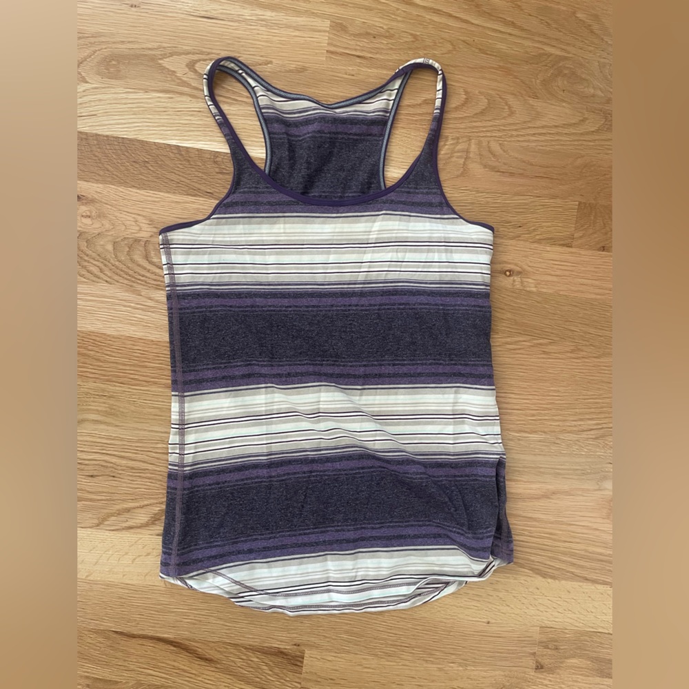 Lululemon tank top